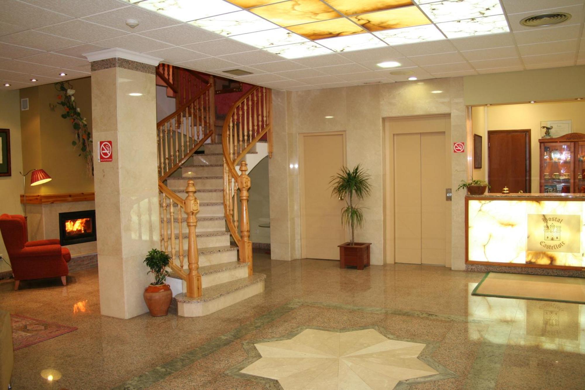 Hotel Castellote Exterior photo